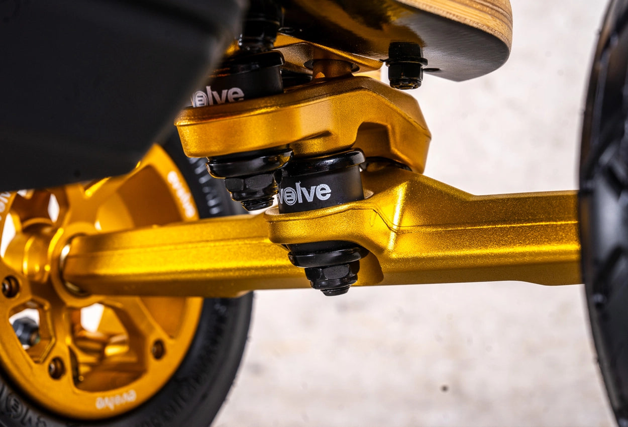 Diablo Bamboo All Terrain Gold Series Electric Skateboard - Image 4