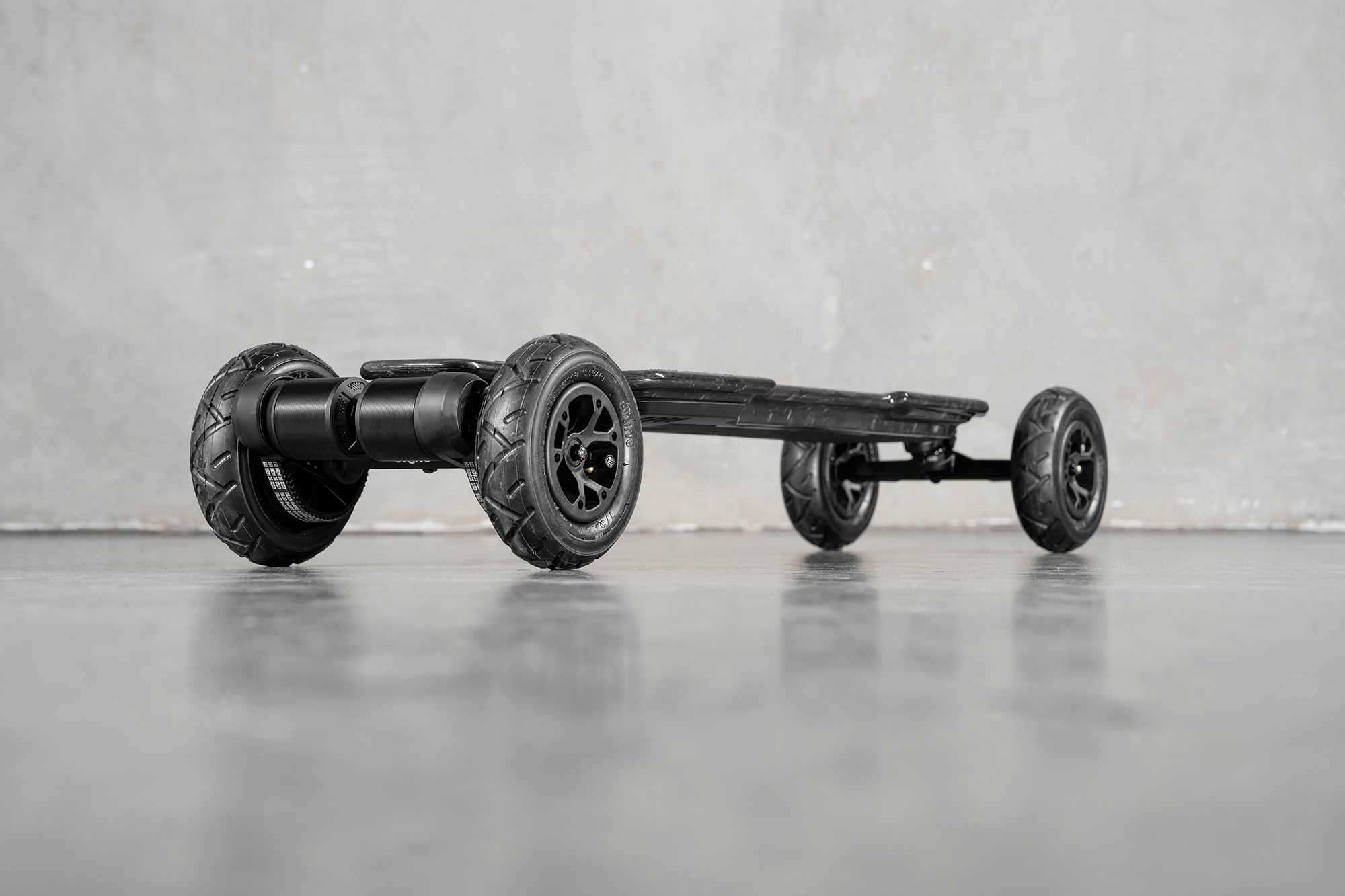 Diablo Carbon All Terrain Electric Skateboard - Image 2